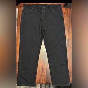 NWT Rustler Advantage Black Heavyweight Denim Straight Jeans Men’s size 42x30